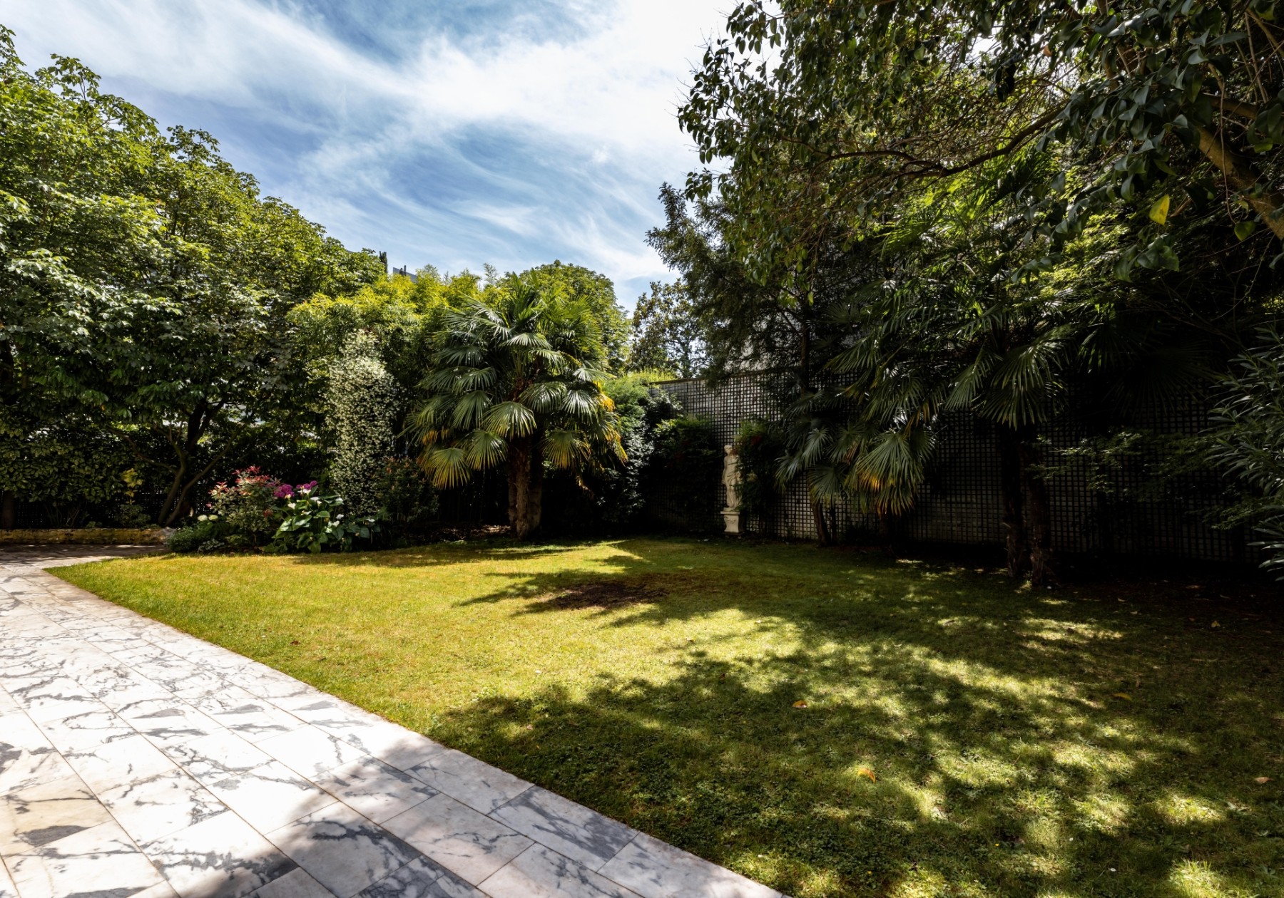 Appartement avec 850m2 de jardin Boulogne Nord 4690D Kretz