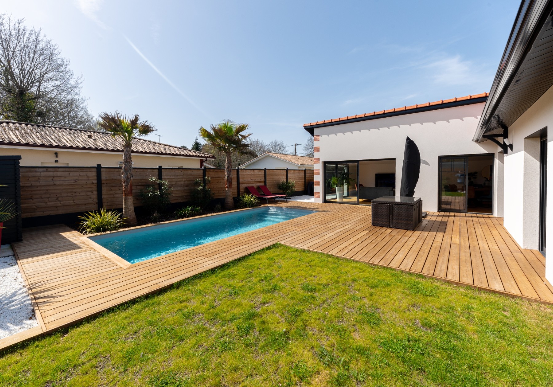 New contemporary singlestorey villa with swimming pool Kretz
